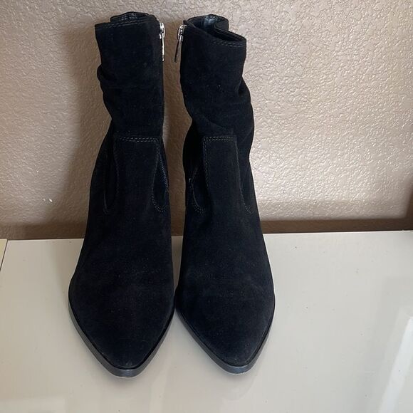 Vince Camuto Crethana Ruched Leather Block Heel Boot size 10 - Picture 2 of 7